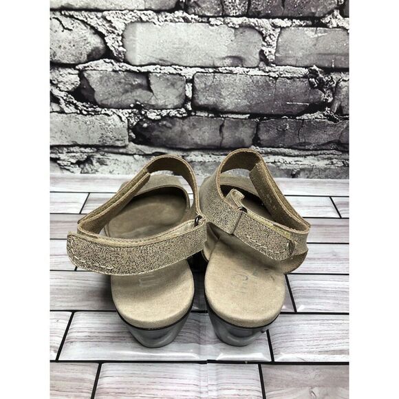 Munro American Taupe Shimmer Leather Strap  Casual Heels Women’s Sz 8.5M US/39EU - Picture 5 of 16